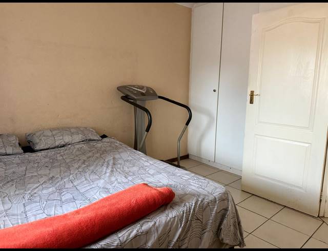 2 BEDROOM APARTMENT FOR SALE IN RUSTENBURG CENTRAL